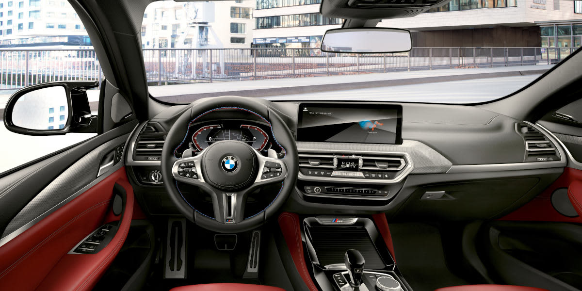 BMW X4 Cockpit