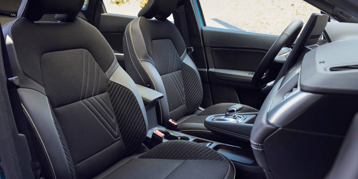 Renault Symbioz Vordersitze