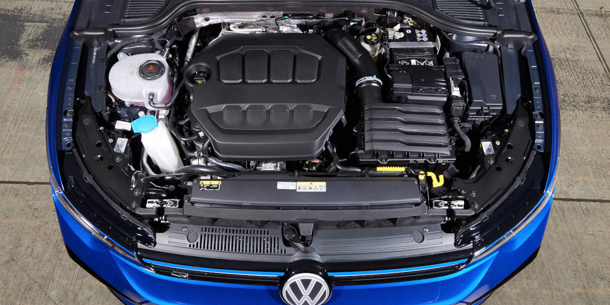 VW Golf R Motor