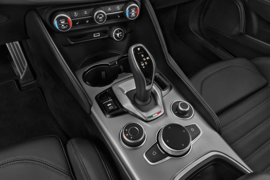 Alfa Romeo Giulia Quadrifoglio undefined