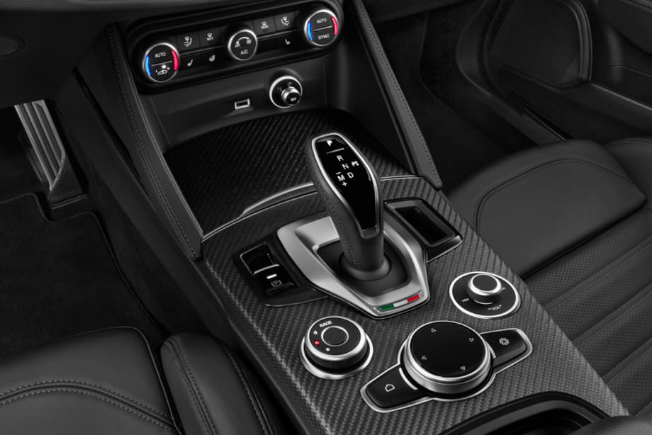 Alfa Romeo Giulia Quadrifoglio undefined