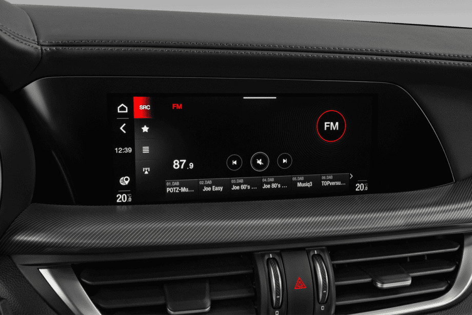Alfa Romeo Stelvio  undefined