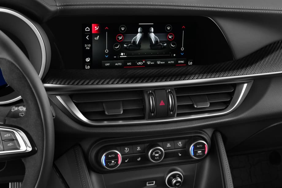 Alfa Romeo Stelvio Quadrifoglio undefined