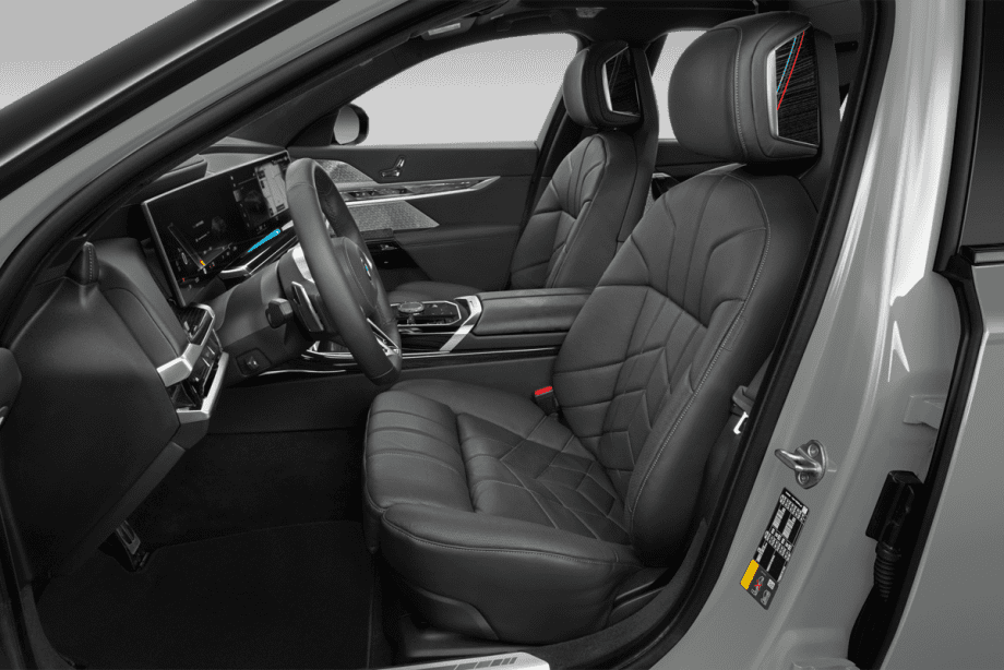 BMW i7 undefined