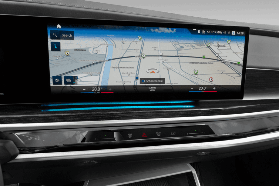BMW i7 undefined