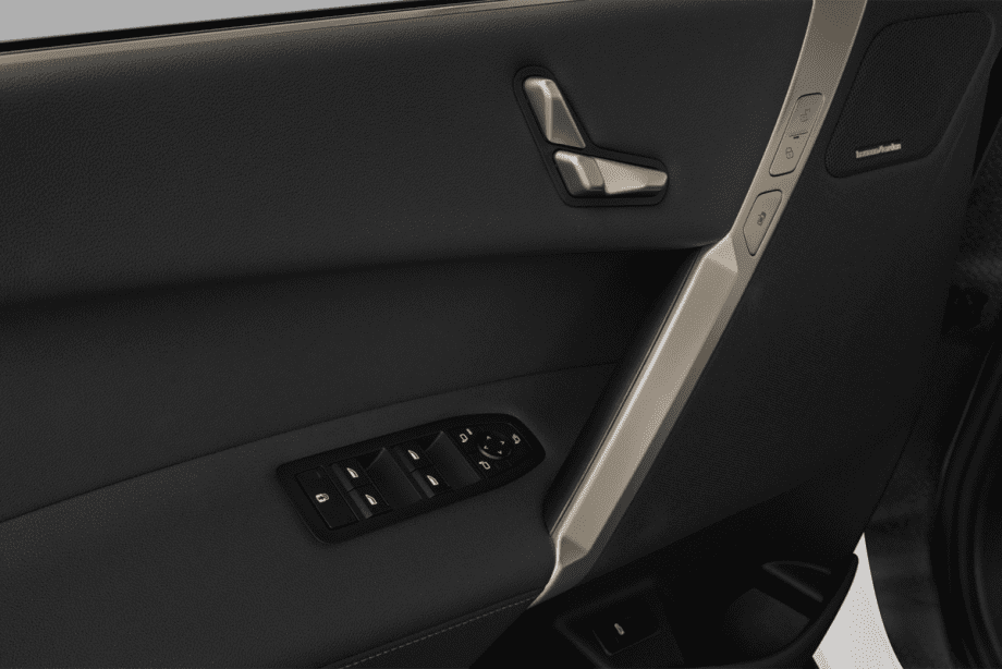 BMW iX undefined