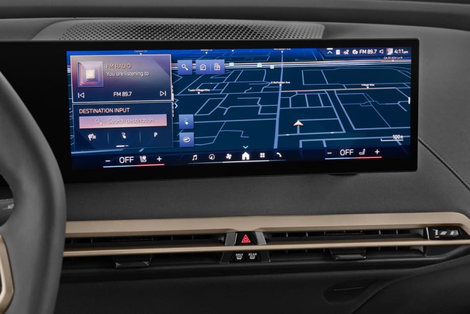 BMW iX undefined