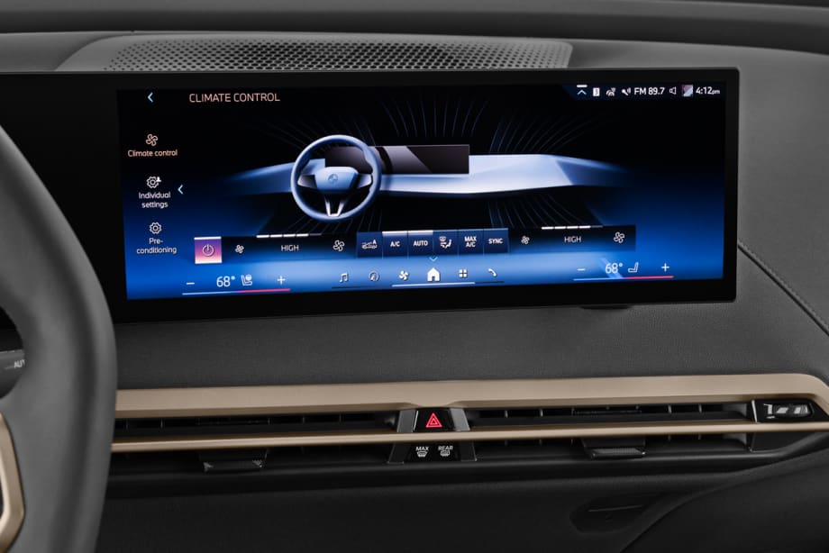 BMW iX undefined