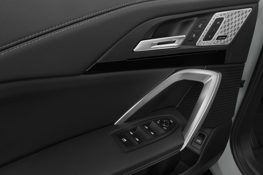 BMW iX1 undefined