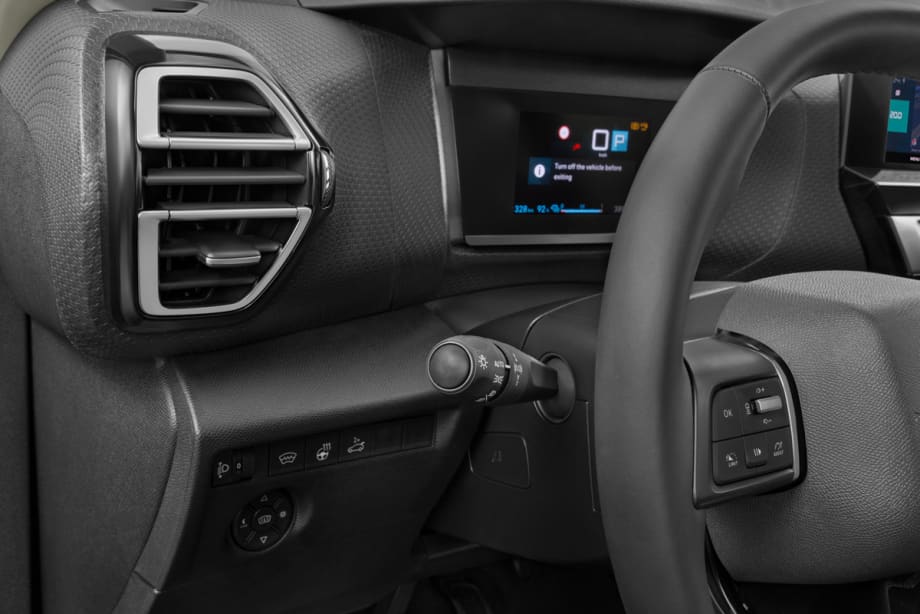 Citroen e-C4 X undefined
