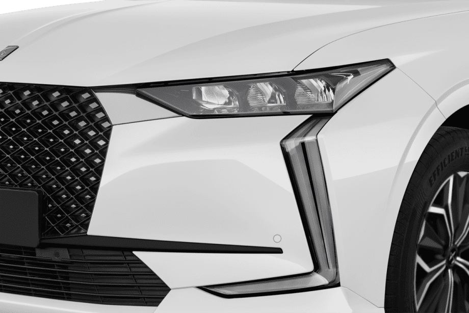 DS 4 undefined