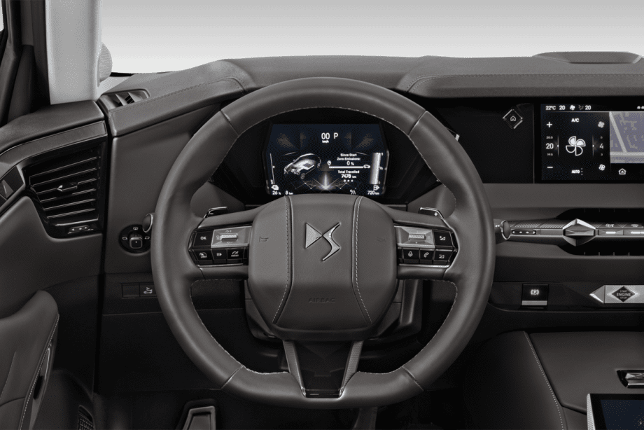 DS 4 undefined