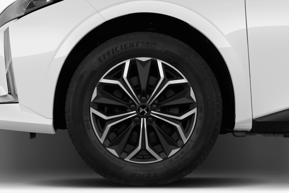 DS 4 undefined