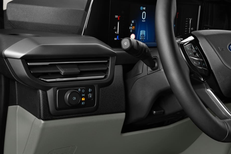 Ford Tourneo Custom (neues Modell) undefined