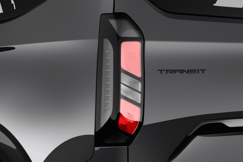 Ford Transit Custom Kombi Plug-In-Hybrid undefined