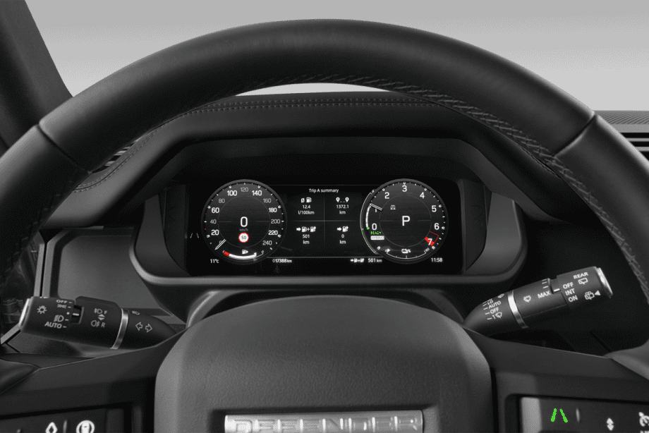 Land Rover Defender Plug-In-Hybrid undefined