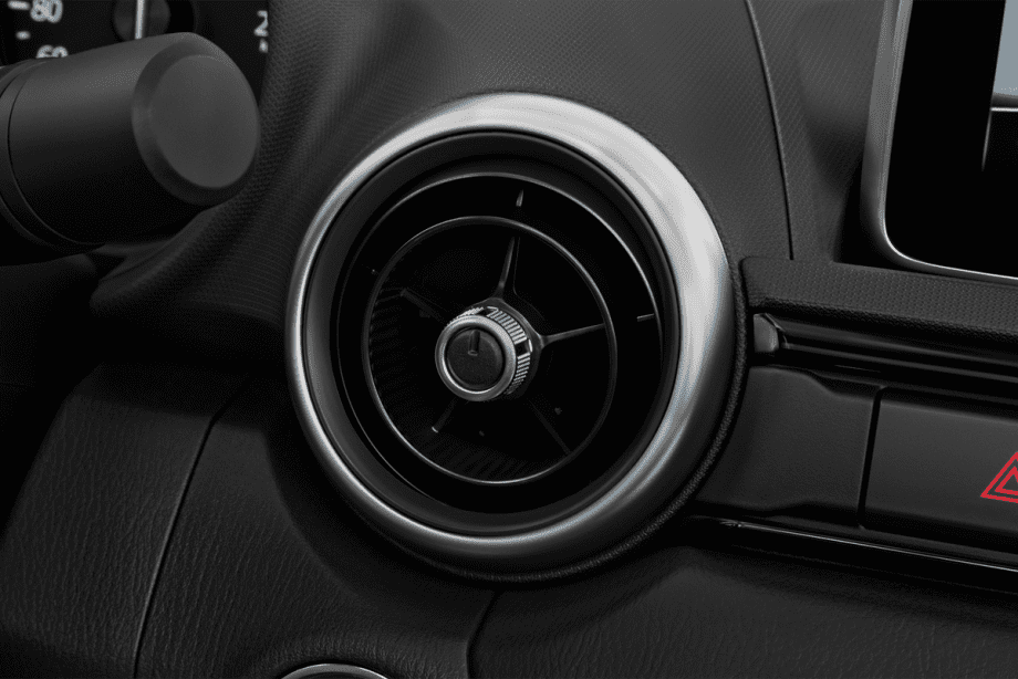 Mazda MX-5 Roadster undefined