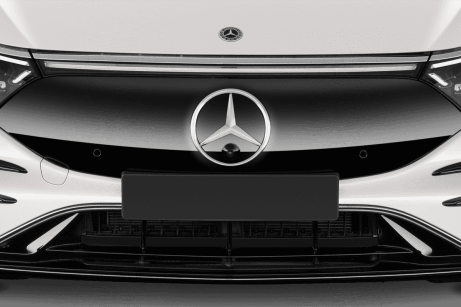 Mercedes EQS undefined