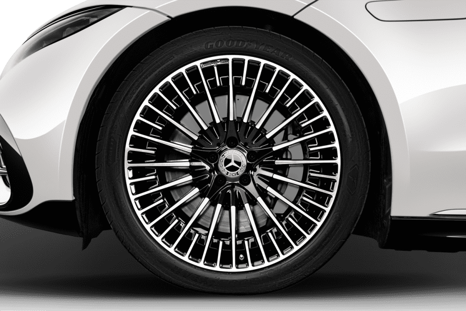 Mercedes EQS undefined
