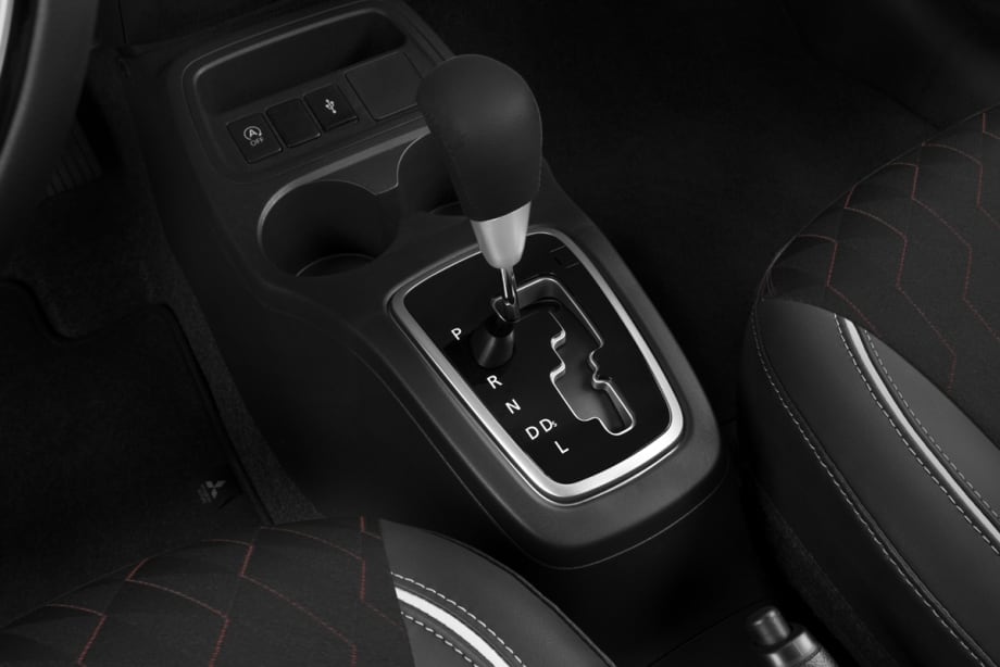 Mitsubishi Space Star undefined