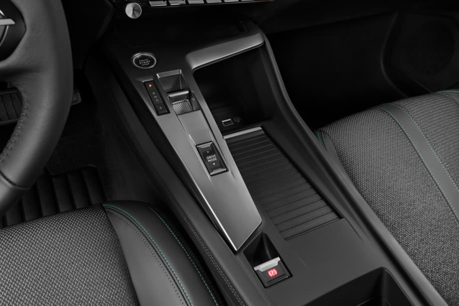Peugeot 308 SW Hybrid undefined