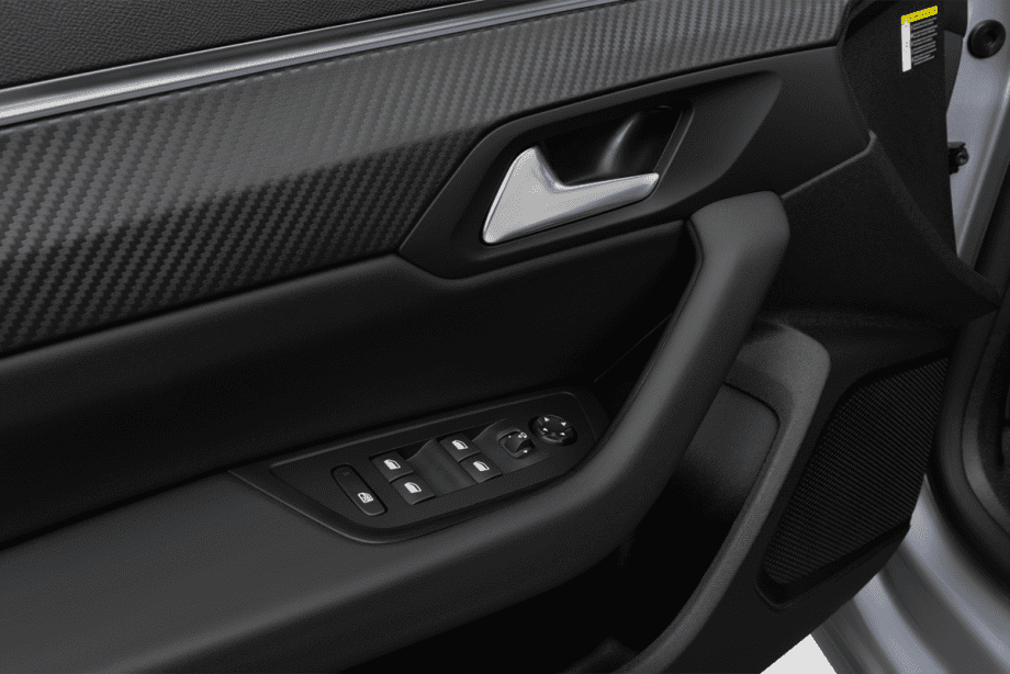 Peugeot 508 SW Plug-In-Hybrid undefined