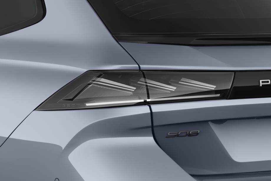 Peugeot 508 SW Plug-In-Hybrid undefined