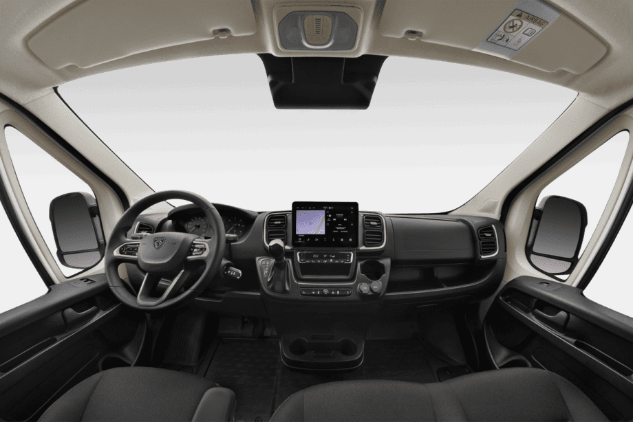Peugeot e-Boxer undefined