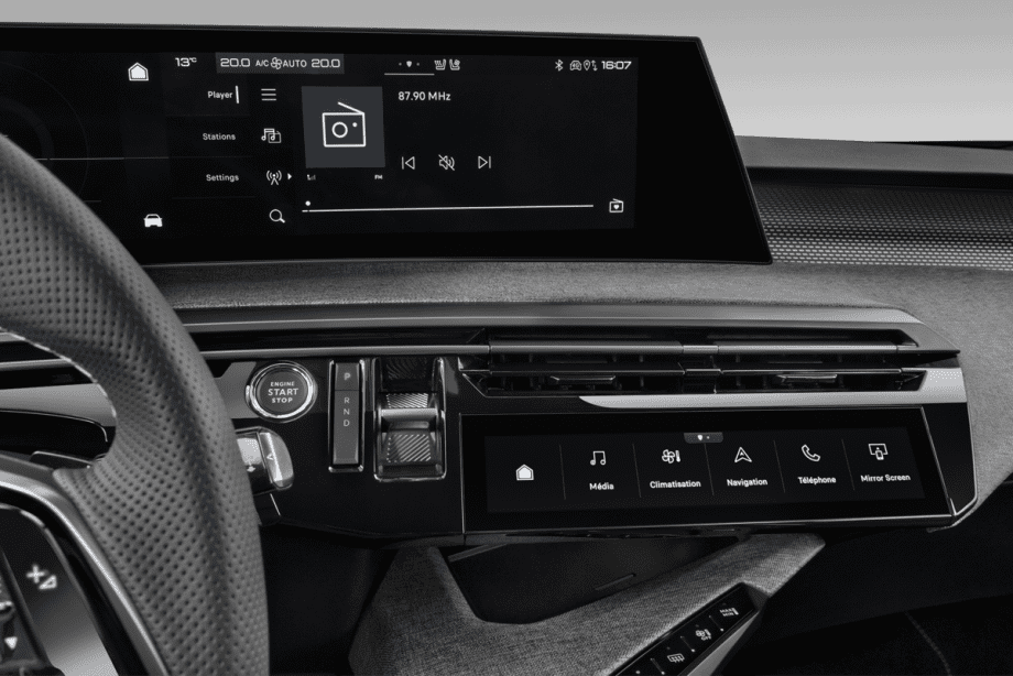 Peugeot E-5008 (neues Modell) undefined