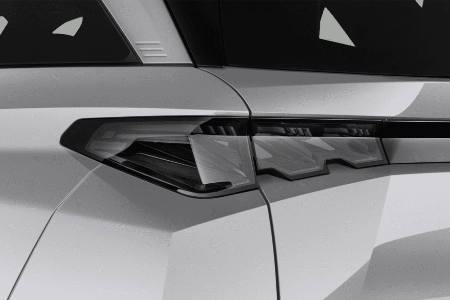 Peugeot E-5008 (neues Modell) undefined