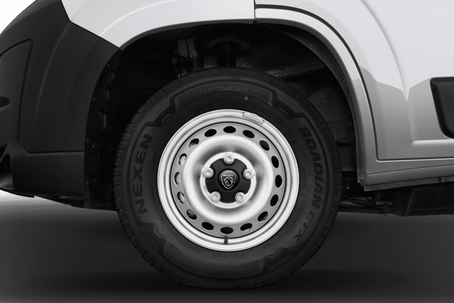 Peugeot e-Boxer undefined