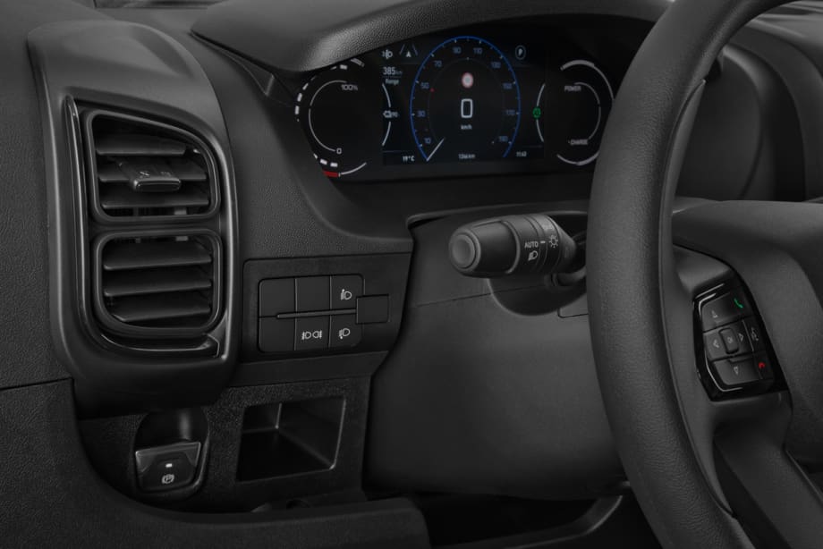 Peugeot e-Boxer undefined