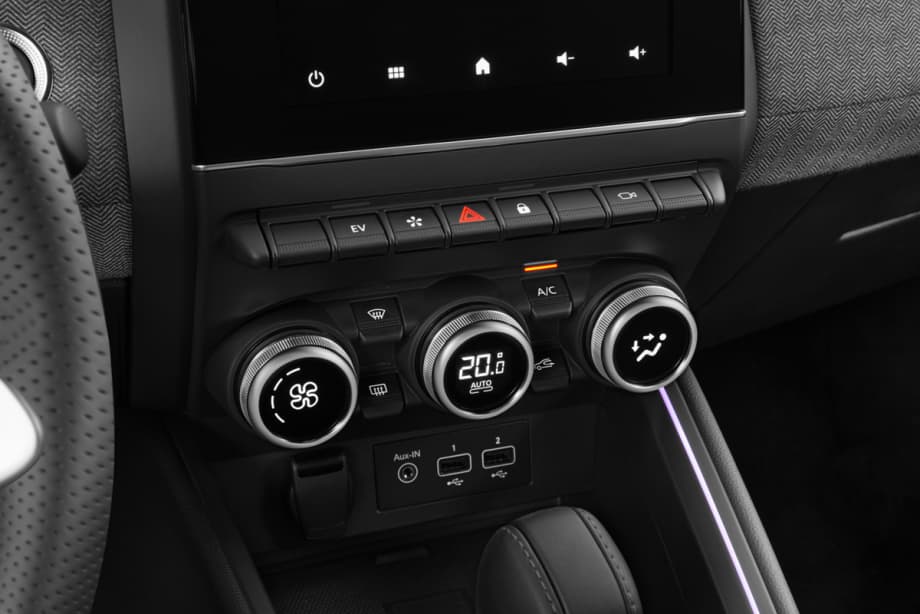 Renault Clio  undefined