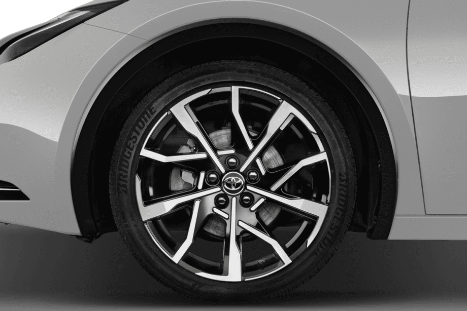 Toyota Prius Plug-in Hybrid  undefined