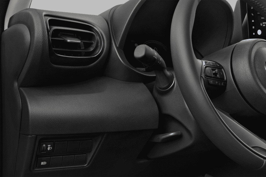 Toyota Yaris Hybrid undefined