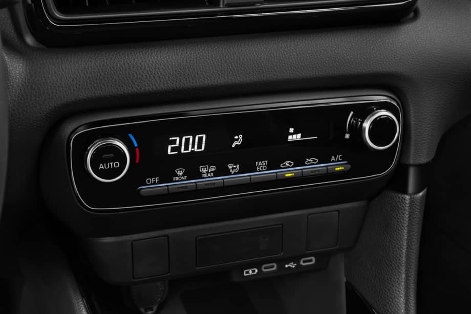 Toyota Yaris Hybrid undefined