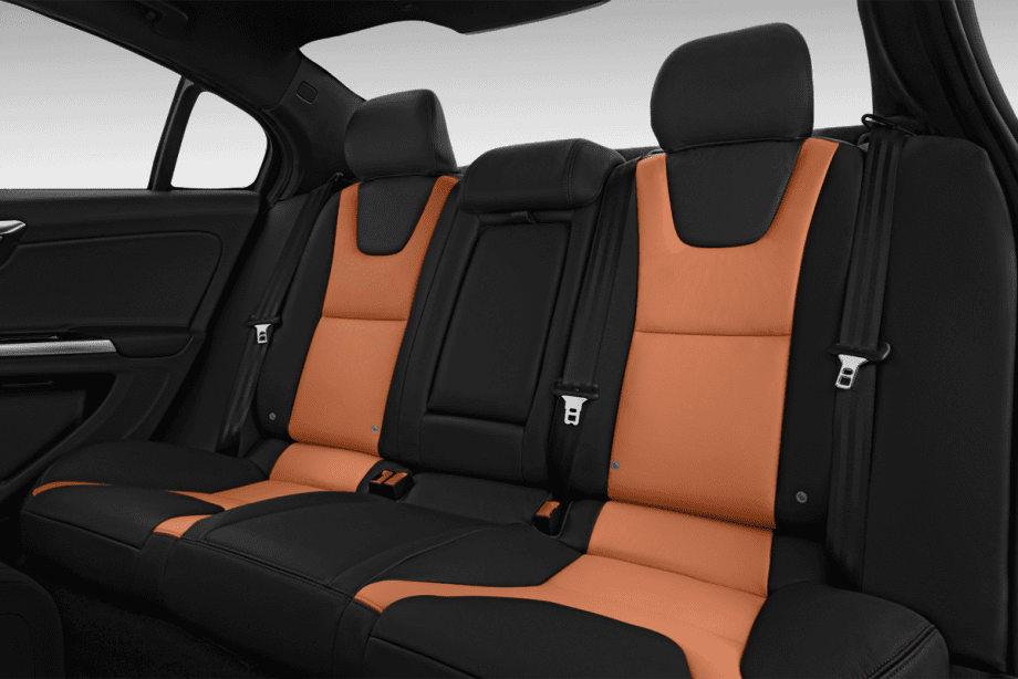 Volvo S60 Cross Country undefined
