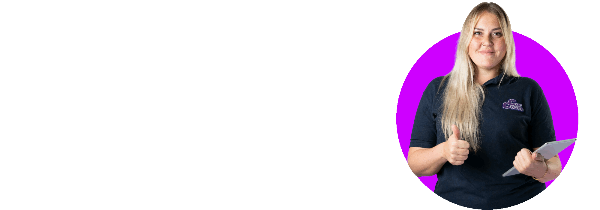 CarCoach Evelin Tablet Daumen hoch