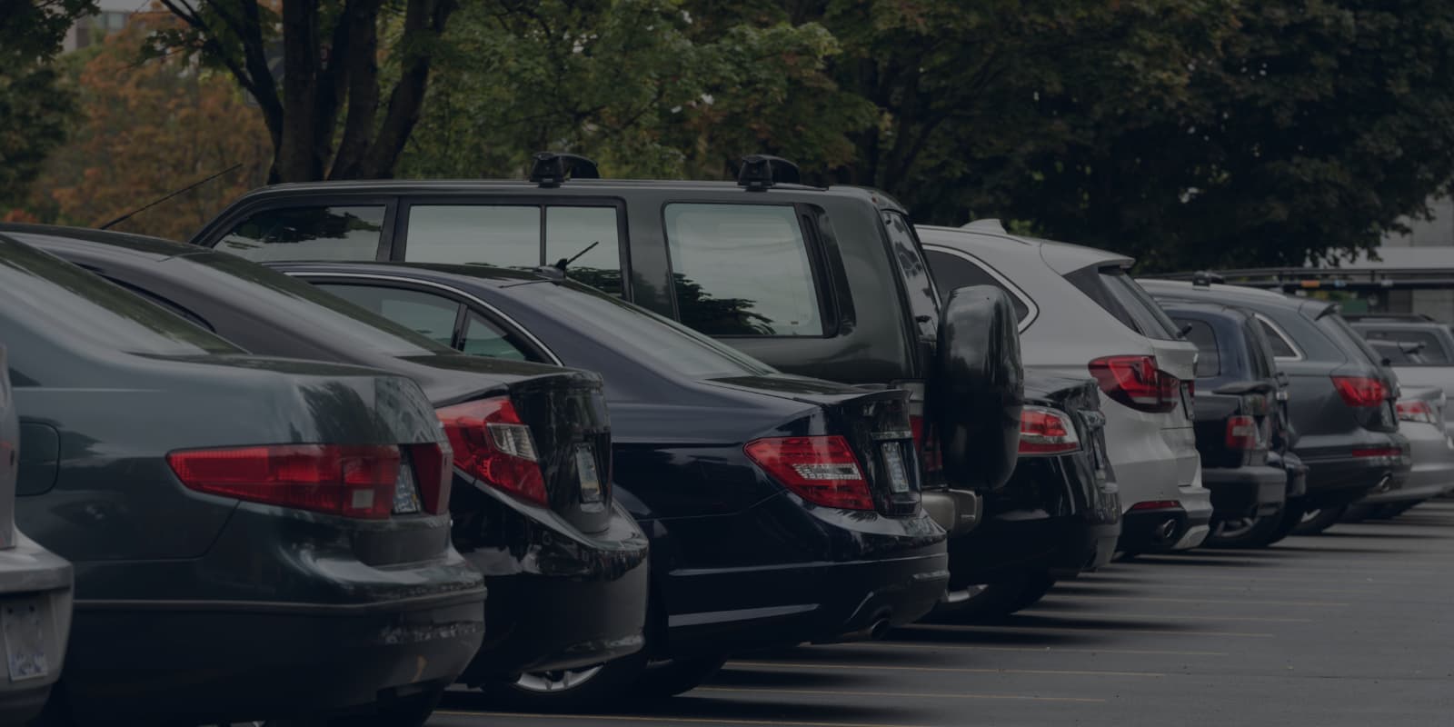 Autos in einer Reihe