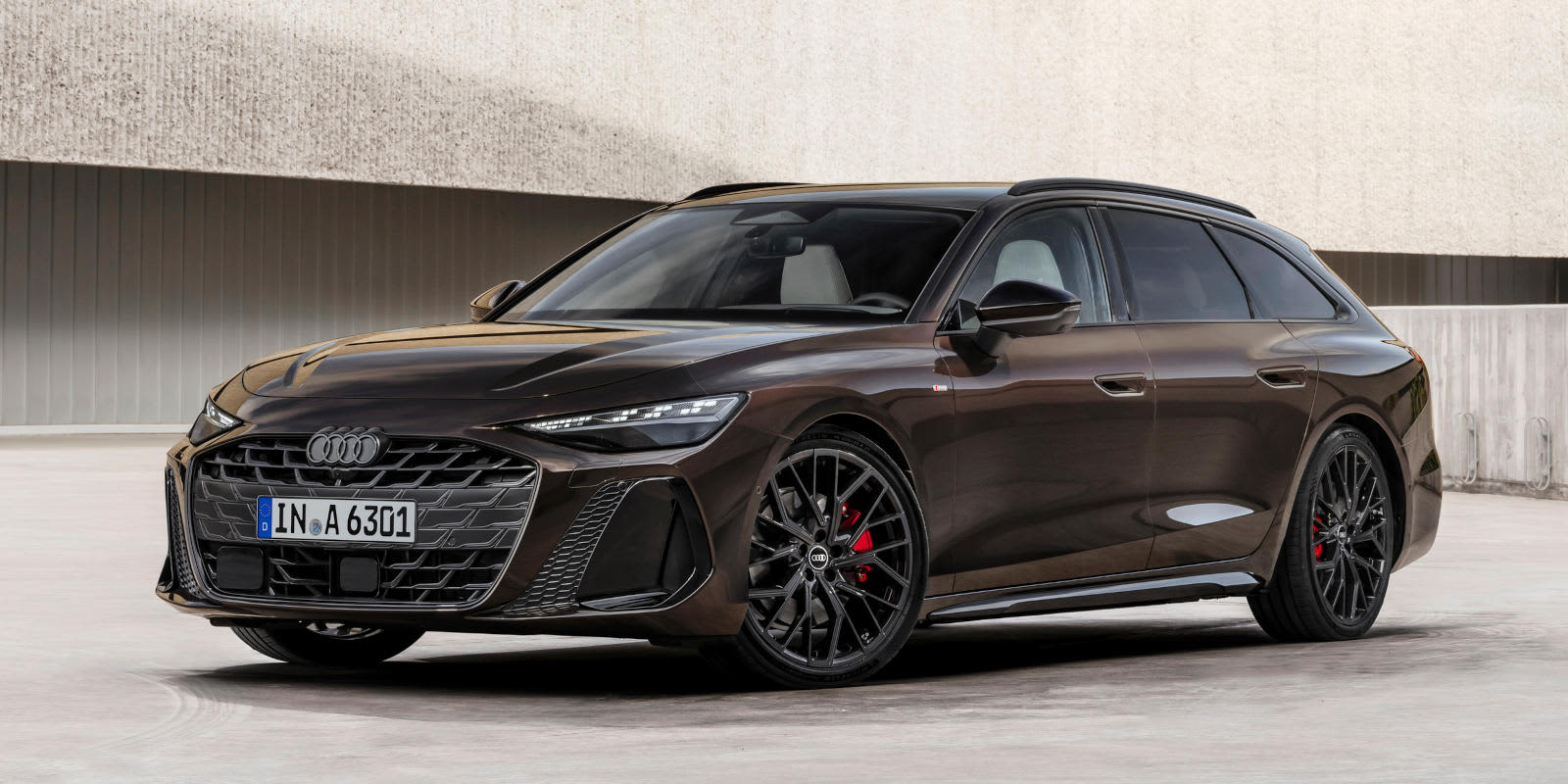 Audi A6 Avant Front seitlich