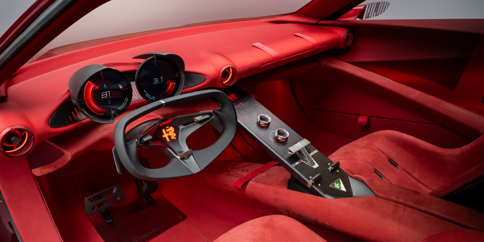 Cockpit vom roten Alfa Romeo Cuorerosso.