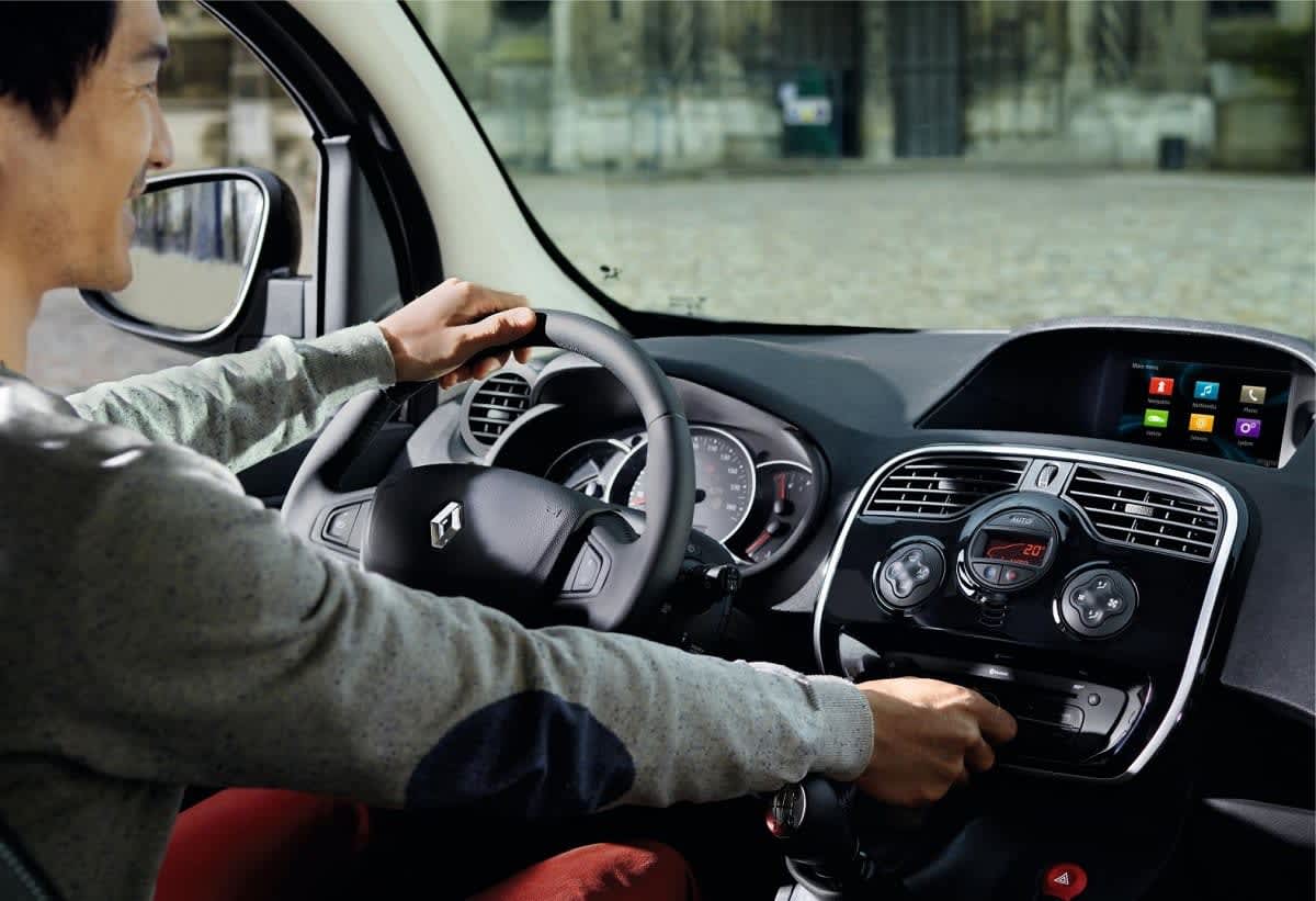 renault-kangoo-2021-innen-cockpit