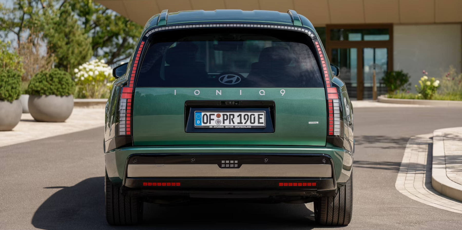 Hyundai Ioniq 9 Heckansicht Totale
