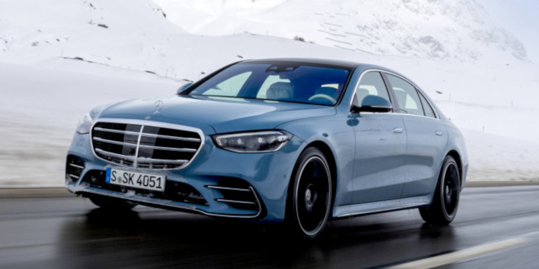 Mercedes S-Klasse seitliche Frontansicht