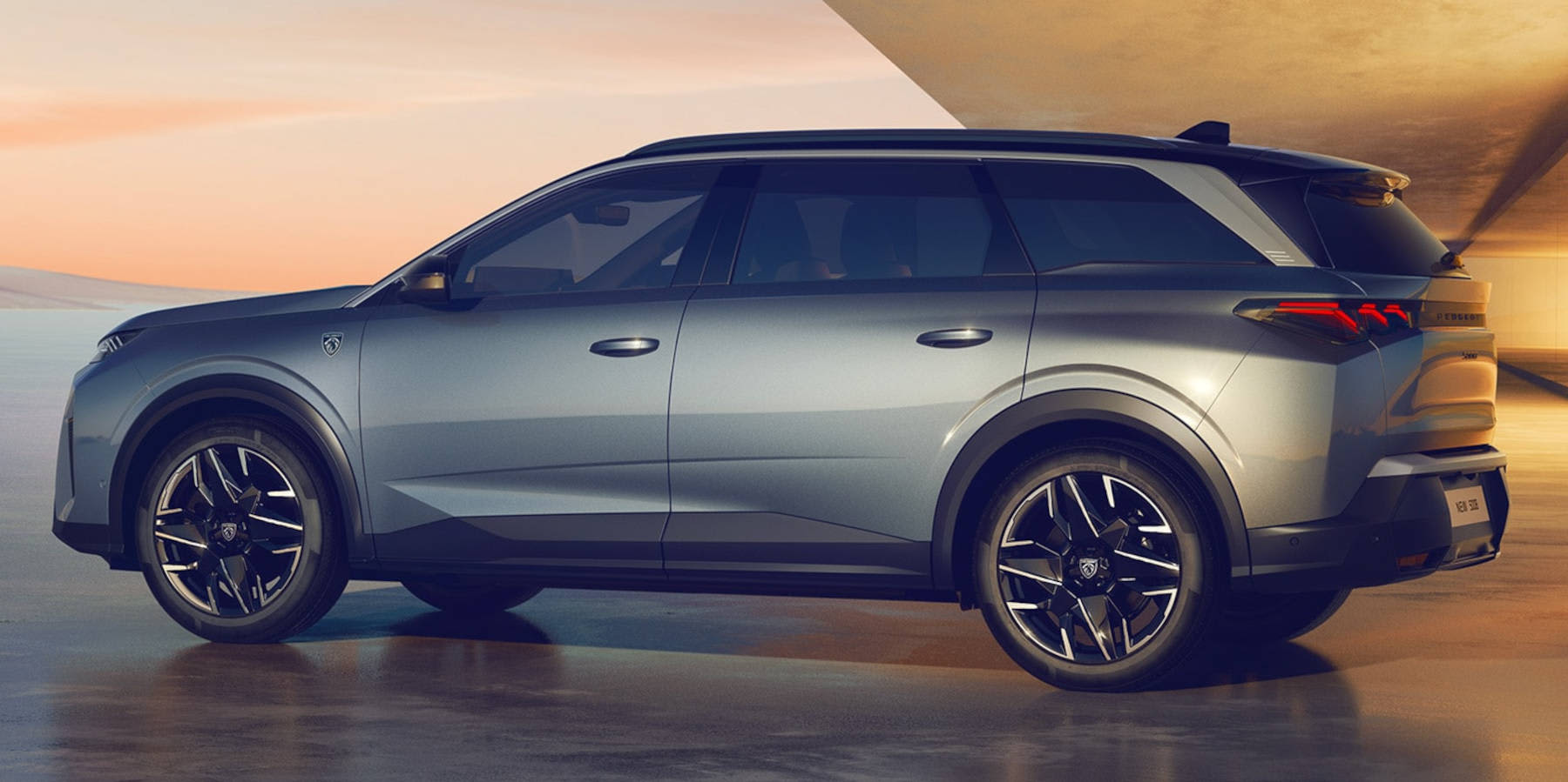 Peugeot 5008 Plug-in-Hybrid Seitenansicht