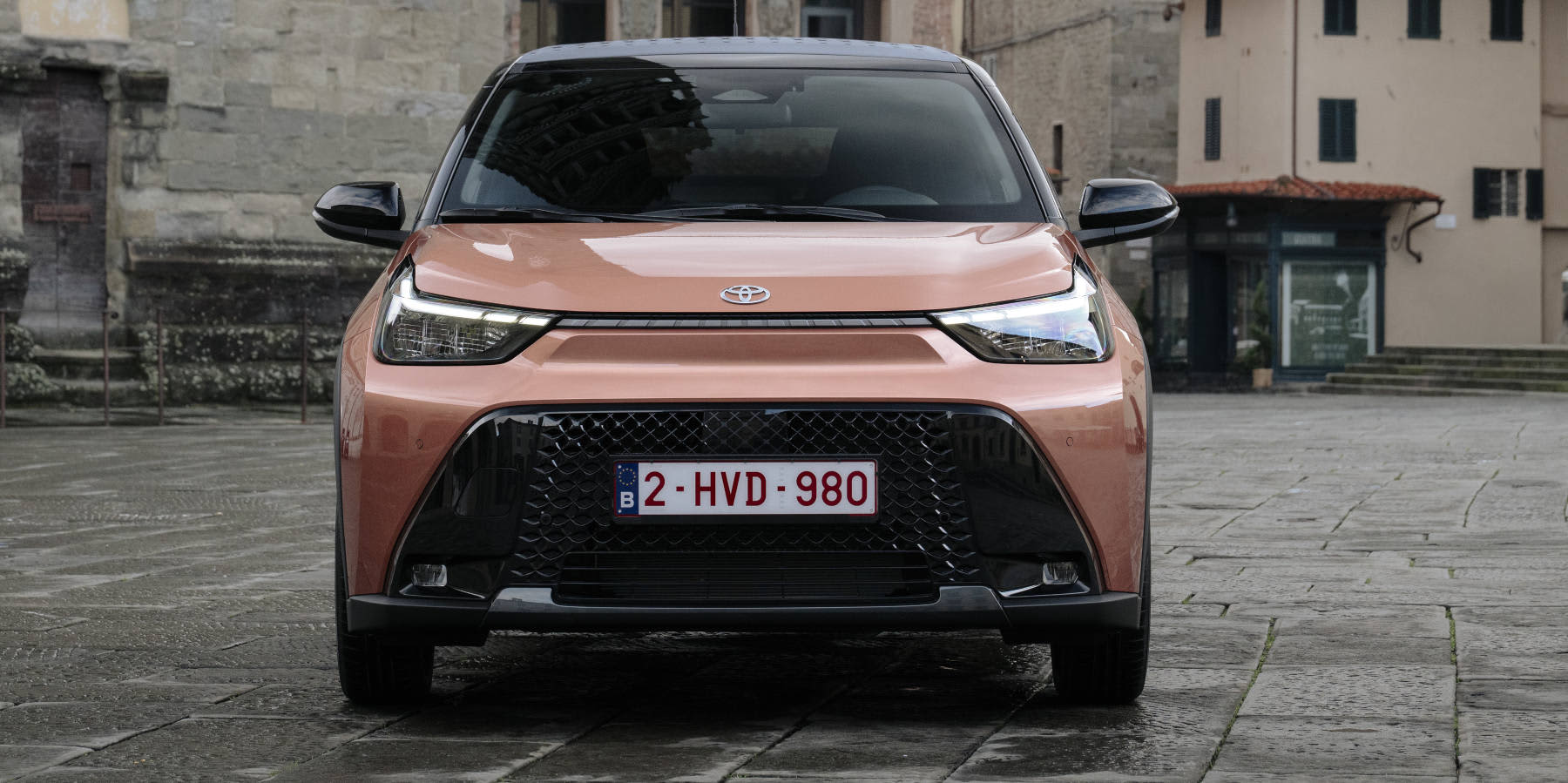 Toyota Aygo X Hybrid Front Totale