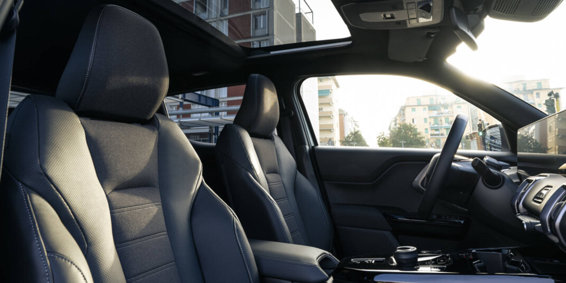 Toyota Urban Cruiser Innenraum Sitze