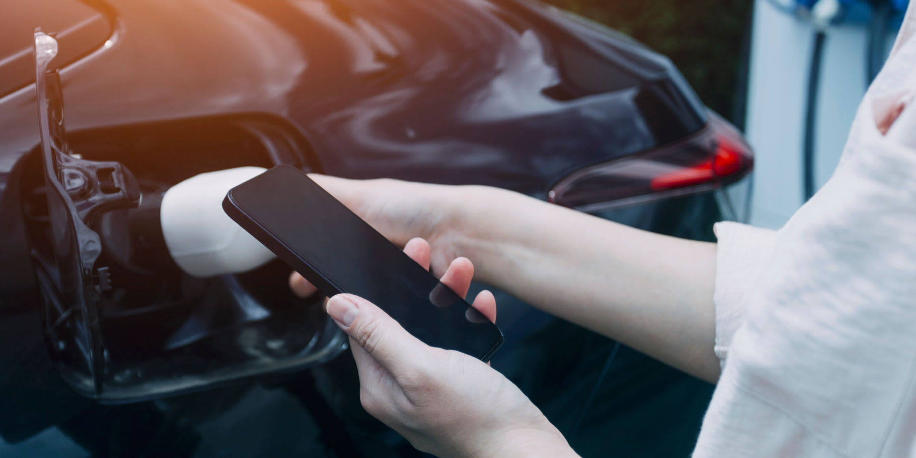 Elektroauto Aufladen Handy