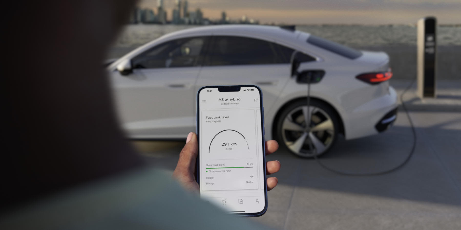 Audi A5 Limousine e-hybrid quattro App Aufladen Elektro Ladesäule