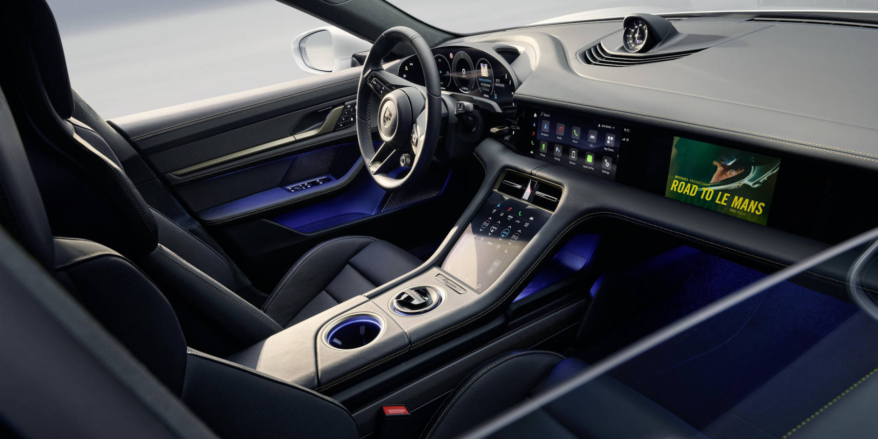 Porsche Communication Management (PCM)